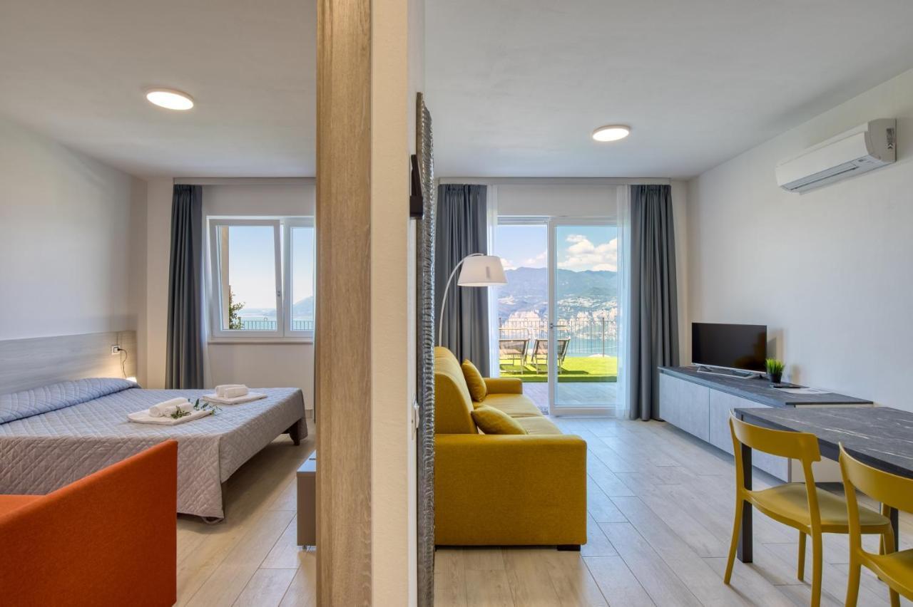 מאלצ'סינה Pinini Country Apartments מראה חיצוני תמונה