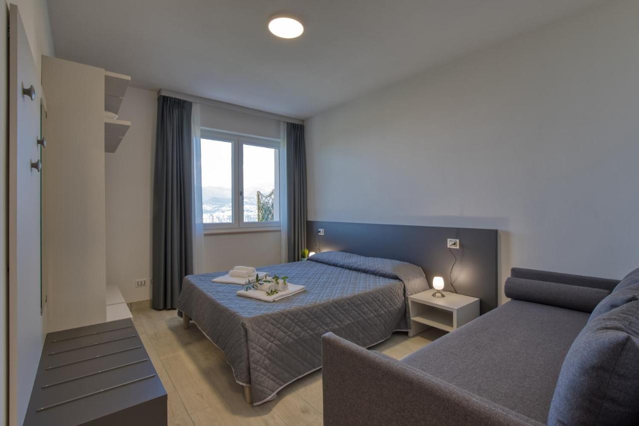 מאלצ'סינה Pinini Country Apartments מראה חיצוני תמונה
