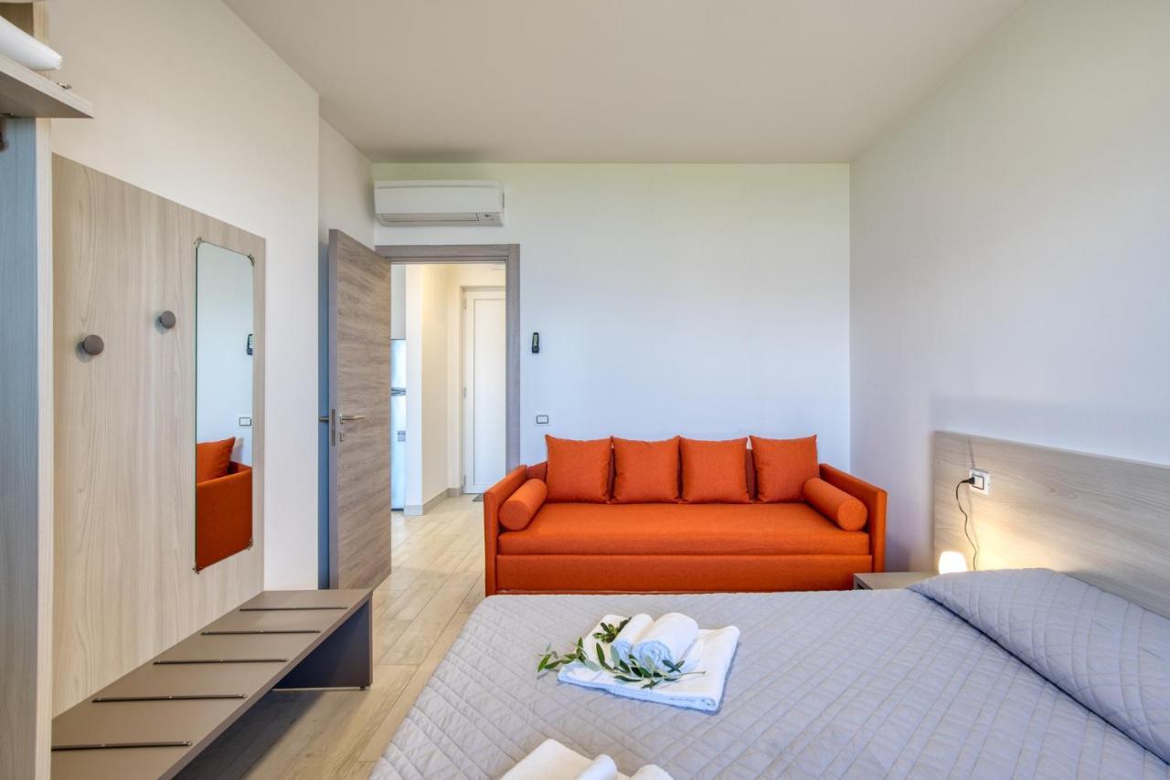 מאלצ'סינה Pinini Country Apartments מראה חיצוני תמונה