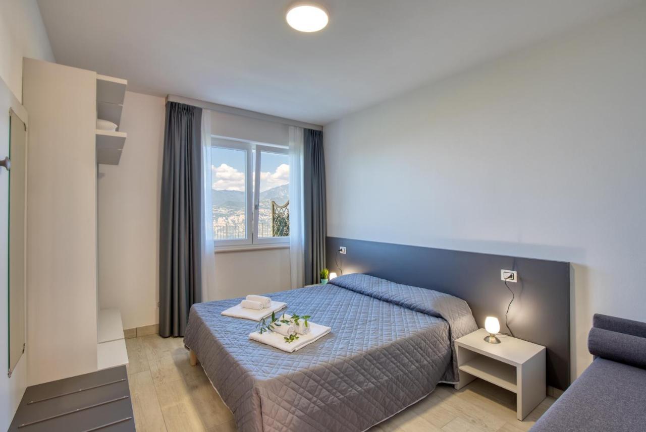מאלצ'סינה Pinini Country Apartments מראה חיצוני תמונה