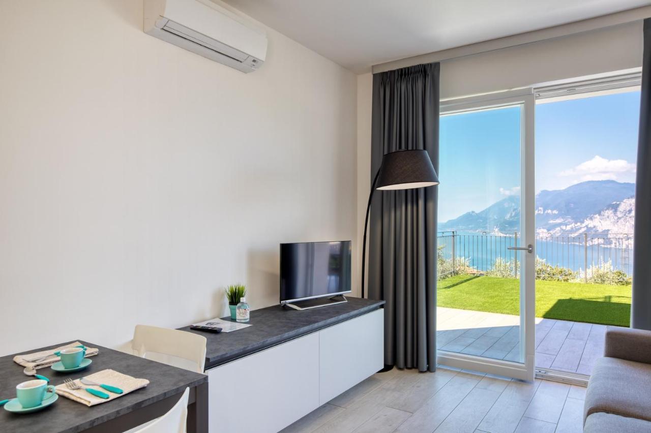 מאלצ'סינה Pinini Country Apartments מראה חיצוני תמונה